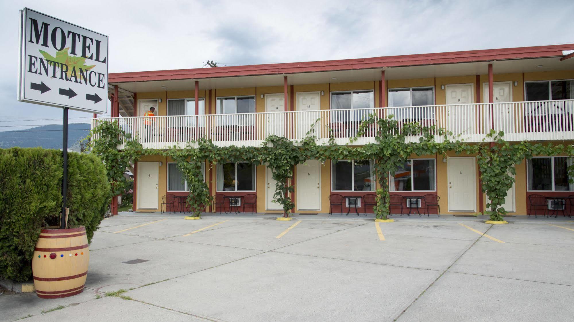 Maple Leaf Motel Inn Towne Osoyoos Eksteriør bilde