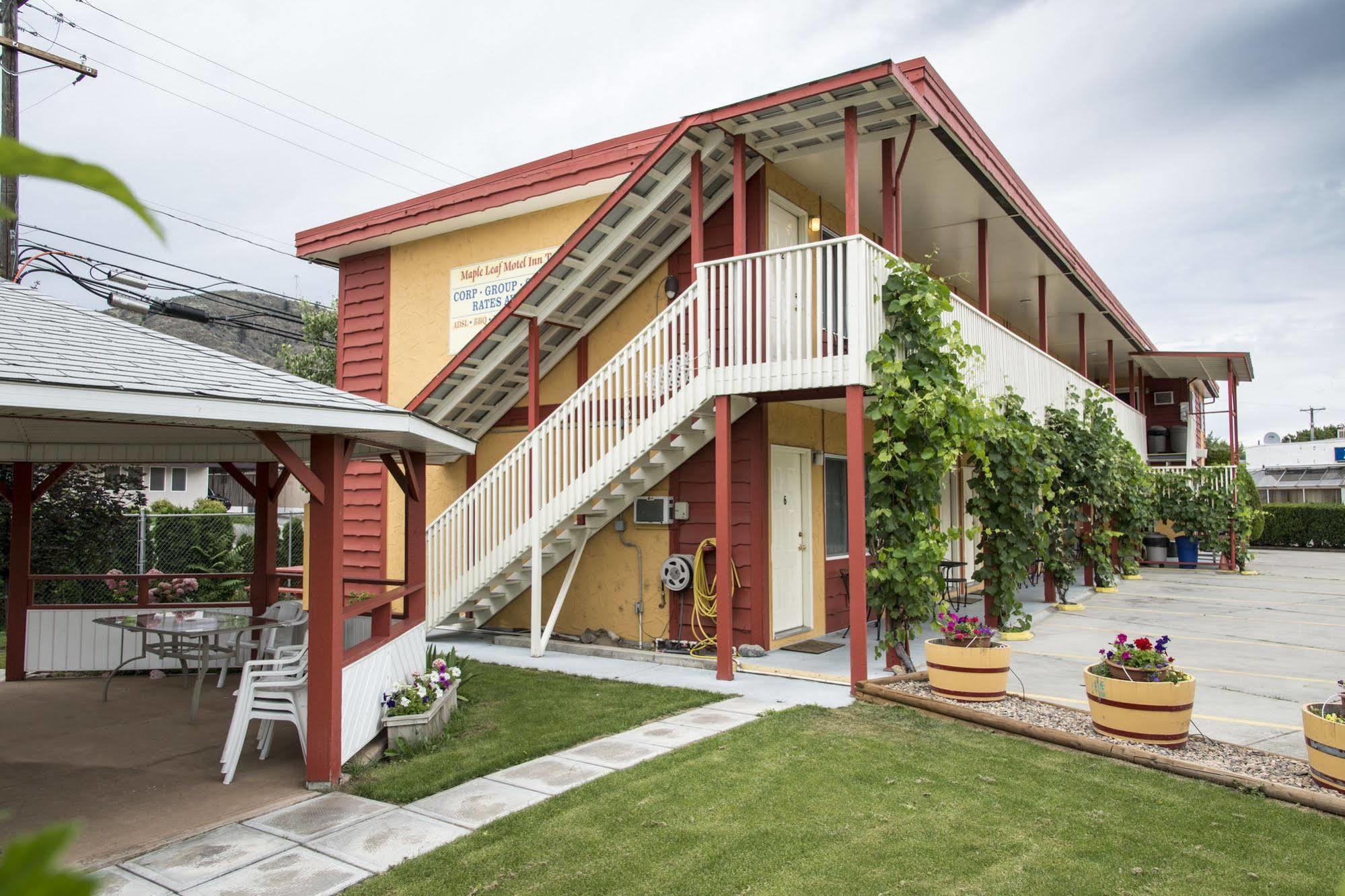Maple Leaf Motel Inn Towne Osoyoos Eksteriør bilde
